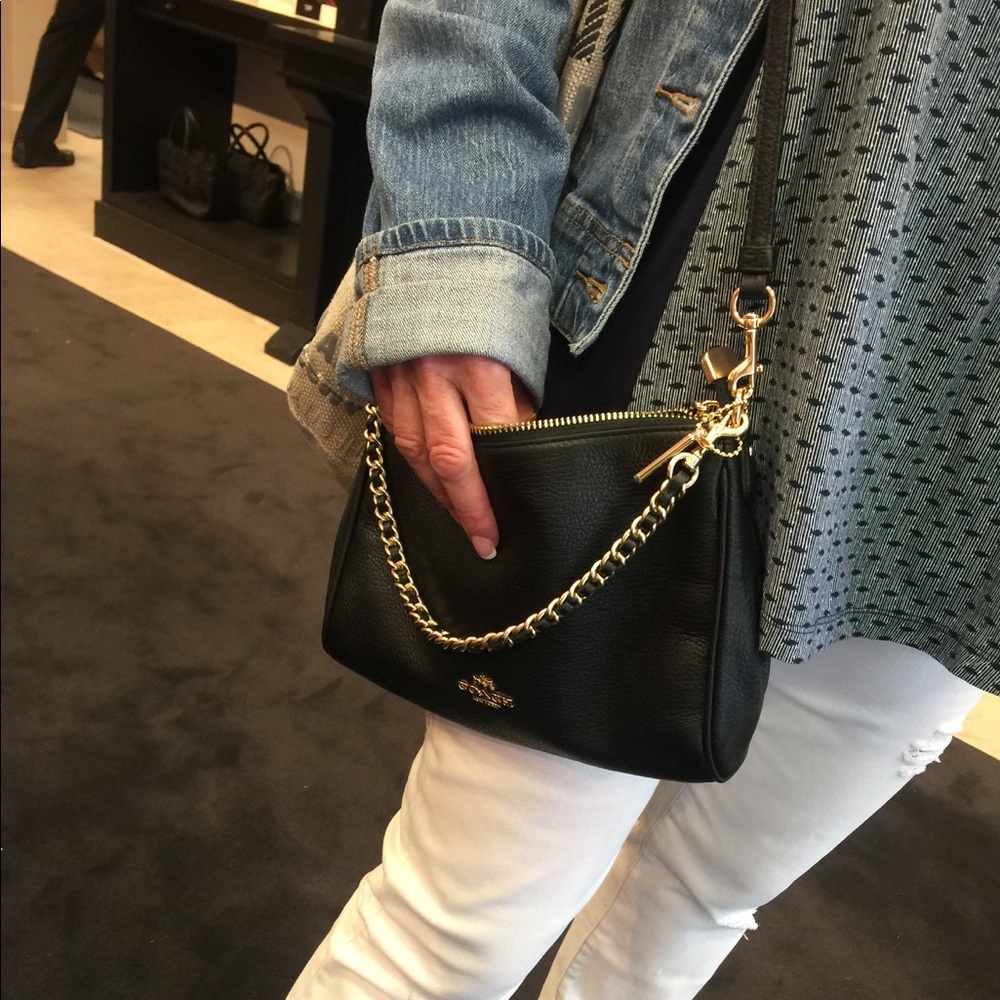 NEW COACH pebble leather carrie cross body bag